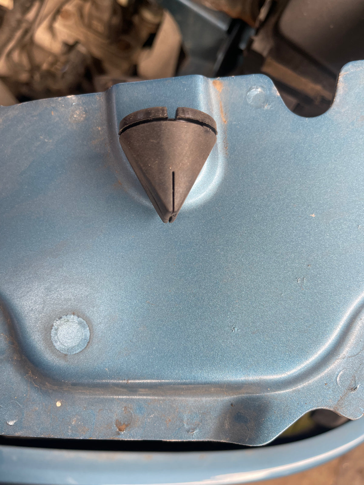 Freelander 2 modified airbox one way valve.