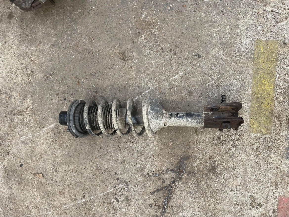 Freelander 1 pair of rear shocks and springs