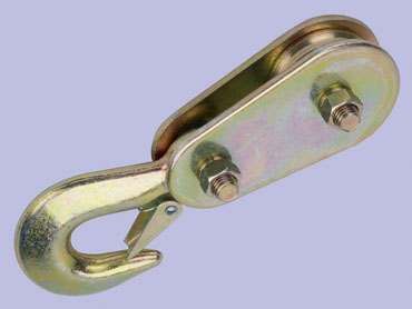 Shackles & pulleys