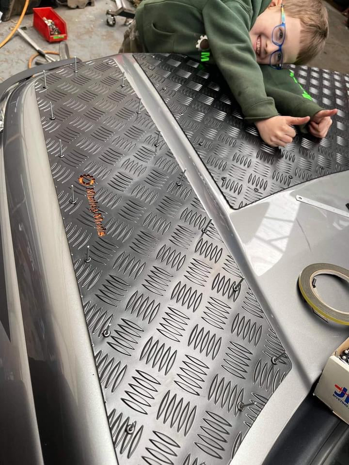 Double Chequer Protection Freelander 2 Bonnet Protection Chequer Plate OUTER Panels Only | MuddyMods