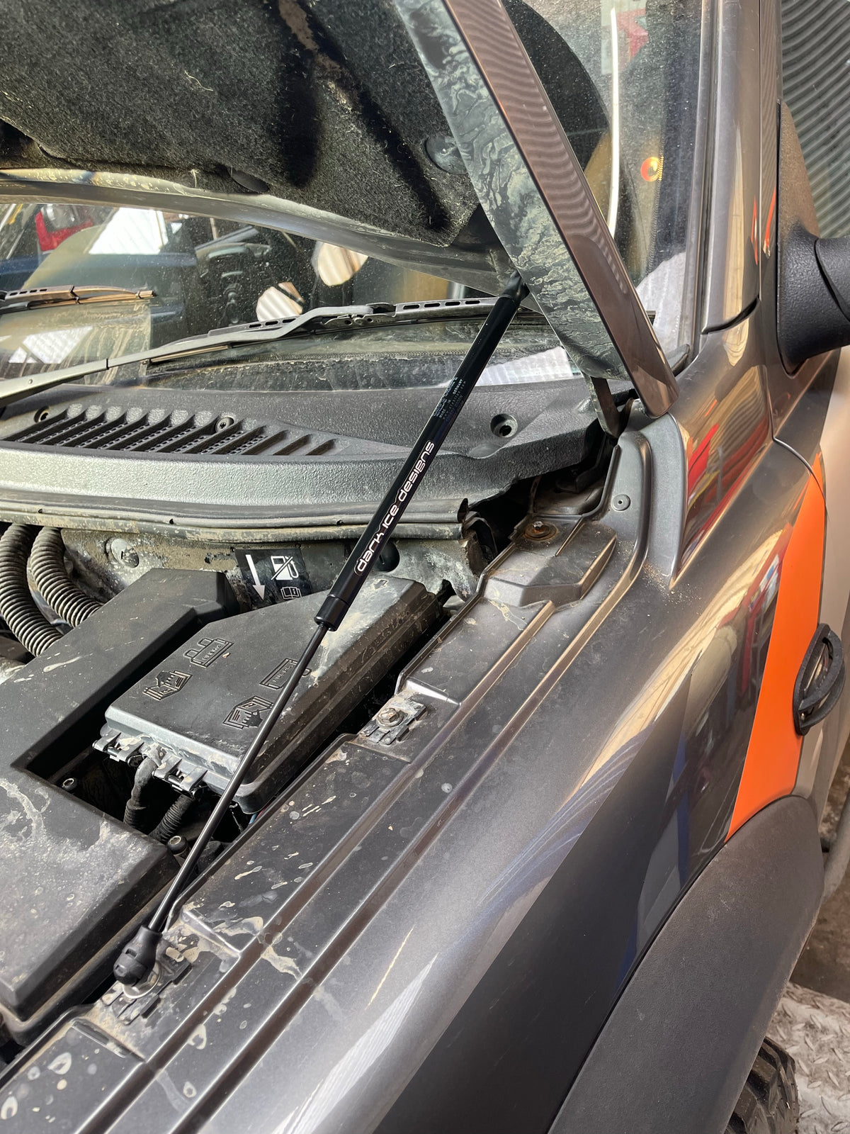 Freelander 1 Bonnet Gas Strut Kit